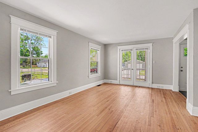 344 Monroe Avenue, Muskegon City, MI 49441