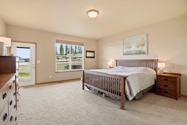 12313 E Emory Ln, Spokane, WA 99206