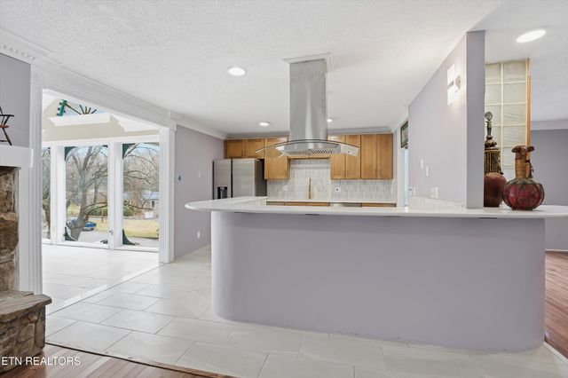 8129 Ainsworth Drive, Knoxville, TN 37909