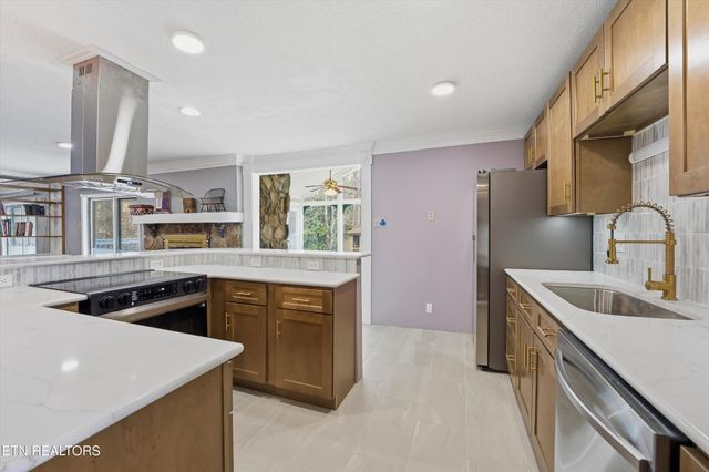 8129 Ainsworth Drive, Knoxville, TN 37909