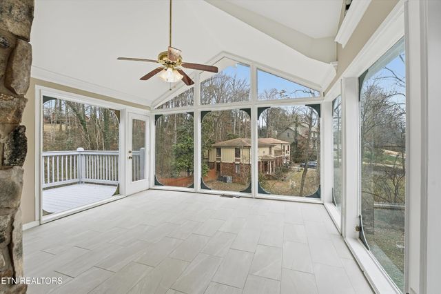 8129 Ainsworth Drive, Knoxville, TN 37909