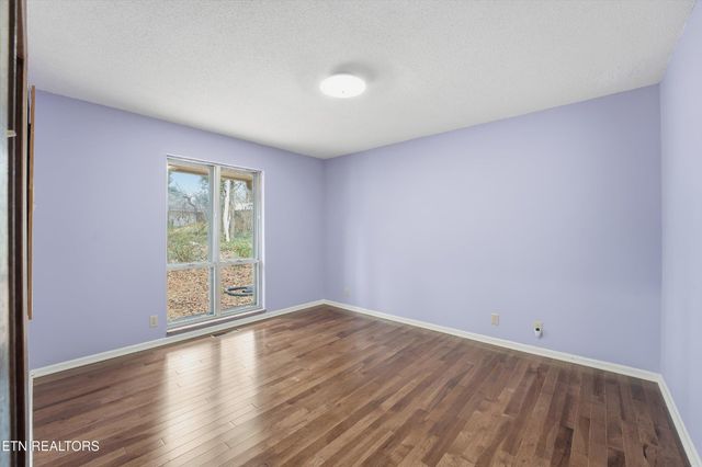 8129 Ainsworth Drive, Knoxville, TN 37909