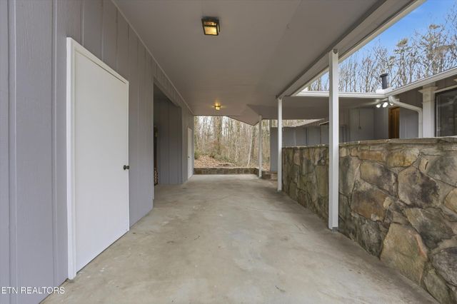 8129 Ainsworth Drive, Knoxville, TN 37909