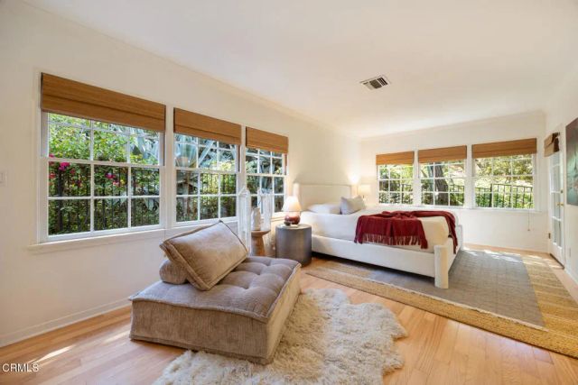 3243 Menlo Drive, Glendale, CA 91208