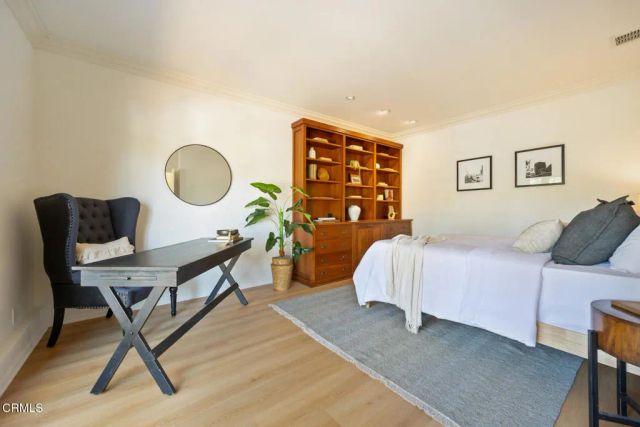 3243 Menlo Drive, Glendale, CA 91208