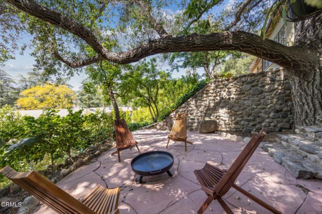 3243 Menlo Drive, Glendale, CA 91208