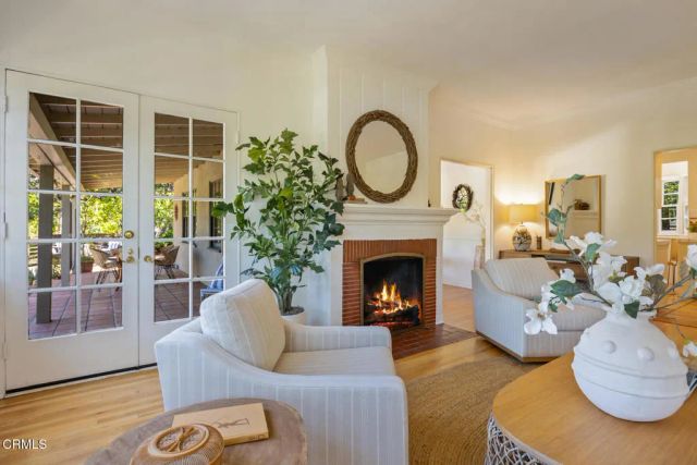 3243 Menlo Drive, Glendale, CA 91208