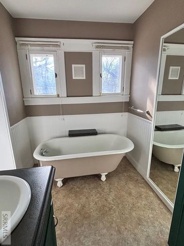 1453 Idaho Avenue, Idaho Falls, ID 83402