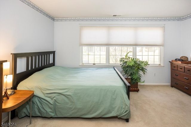 35 Cambridge Rd, Bedminster Twp., NJ 07921