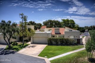 5805 N 24TH Place, Phoenix, AZ 85016