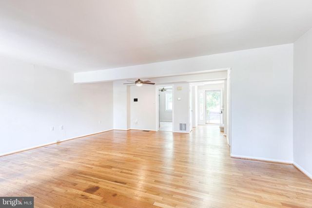 1902 GREENHAVEN DR, Baltimore, MD 21209