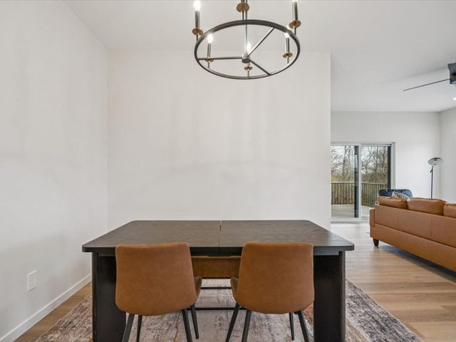 586 Maclan Circle, Iowa City, IA 52246