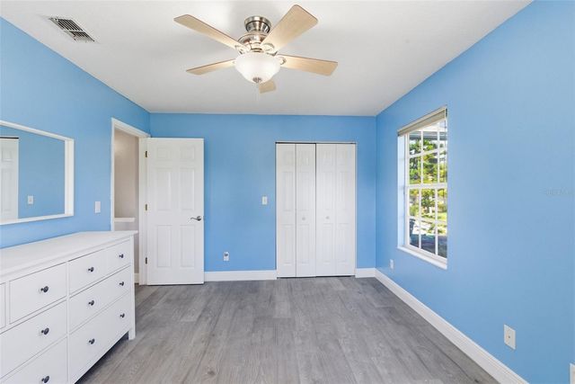 7904 N WOODLYNNE AVENUE, Tampa, FL 33614