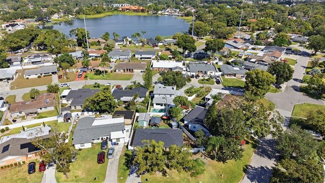 7904 N WOODLYNNE AVENUE, Tampa, FL 33614