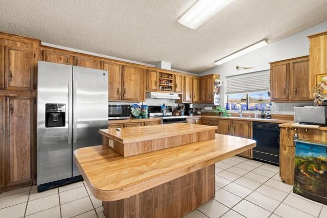 37852 Montezuma Valley Road, Ranchita, CA 92066