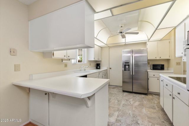 10611 W CAMELOT Circle, Sun City, AZ 85351