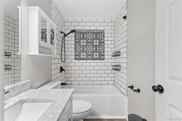 2411 Bingham Road, Vienna Charter Township, MI 48420