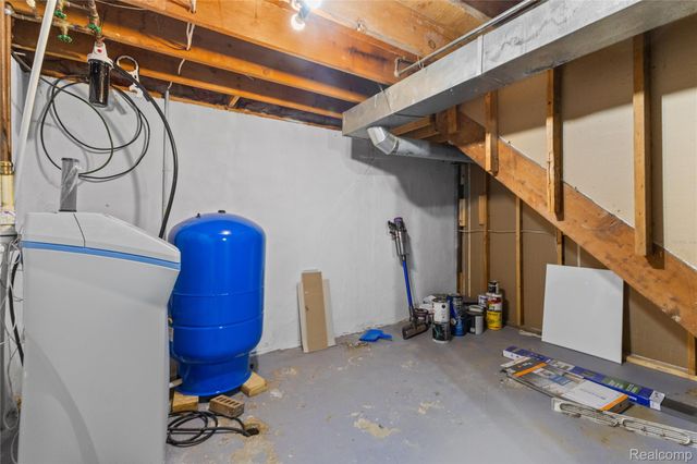 2411 Bingham Road, Vienna Charter Township, MI 48420