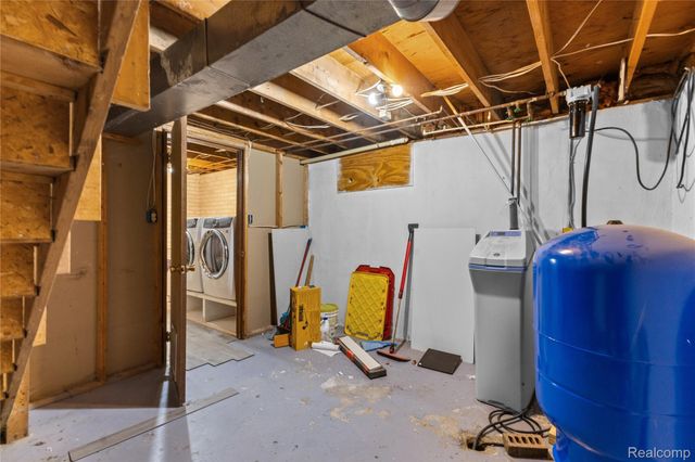 2411 Bingham Road, Vienna Charter Township, MI 48420