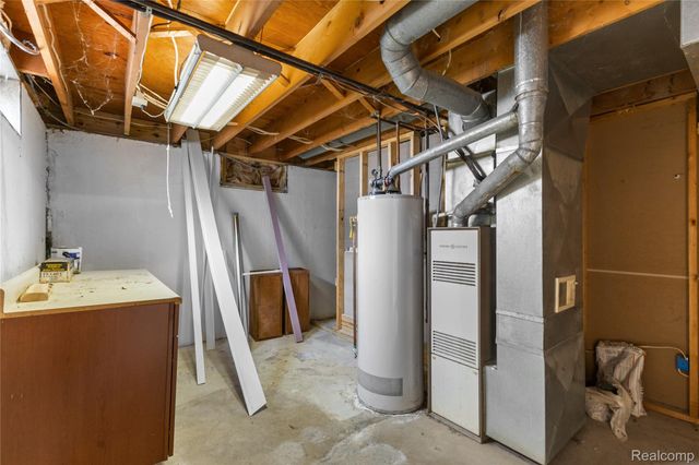 2411 Bingham Road, Vienna Charter Township, MI 48420