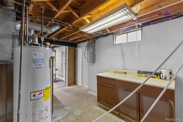 2411 Bingham Road, Vienna Charter Township, MI 48420