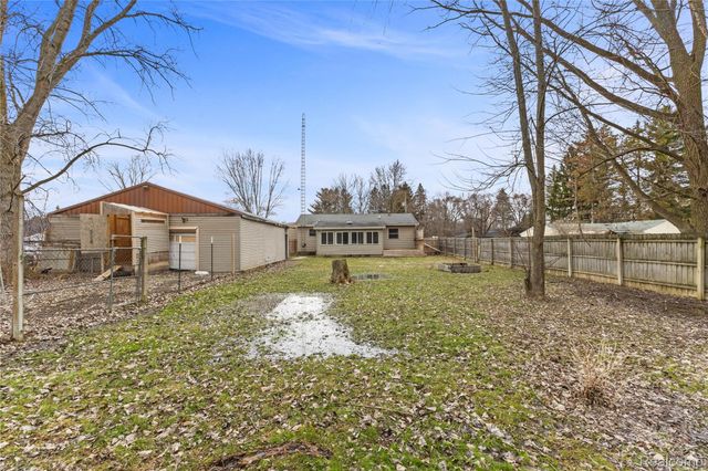 2411 Bingham Road, Vienna Charter Township, MI 48420