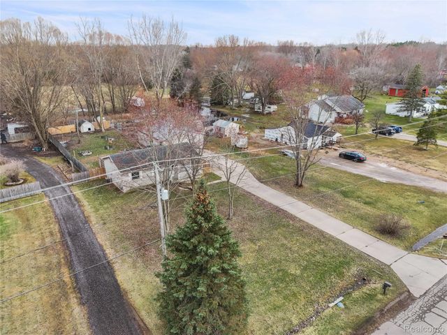 2411 Bingham Road, Vienna Charter Township, MI 48420