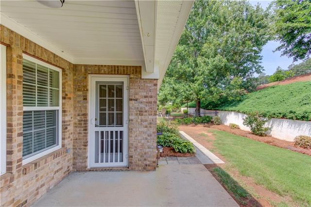 69 Clubhouse Drive, Jefferson, GA 30549