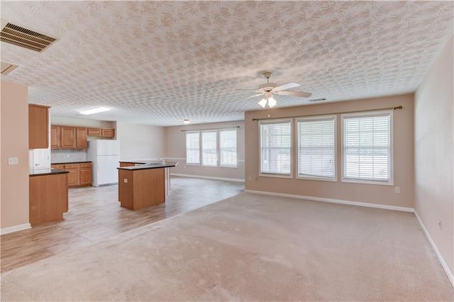 69 Clubhouse Drive, Jefferson, GA 30549