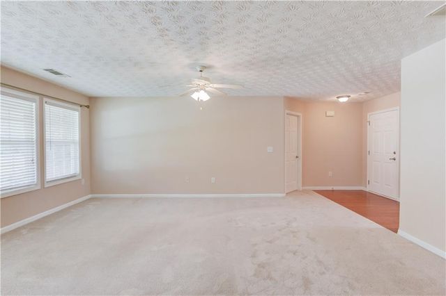 69 Clubhouse Drive, Jefferson, GA 30549