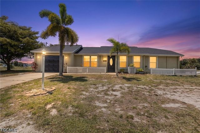 2623 NE 22nd AVE, Cape Coral, FL 33909