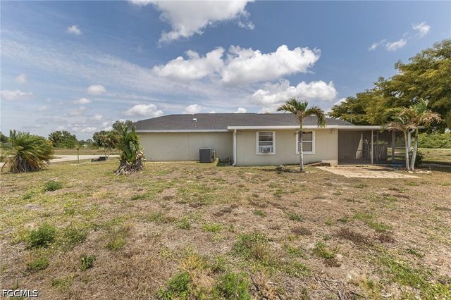 2623 NE 22nd AVE, Cape Coral, FL 33909