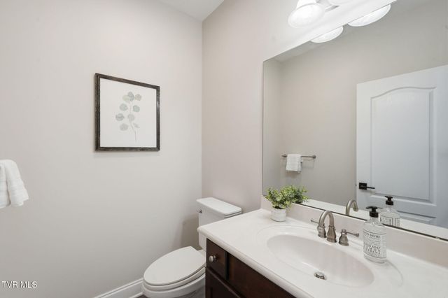 116 Mary Anne Keys Lane, Johnson City, TN 37601