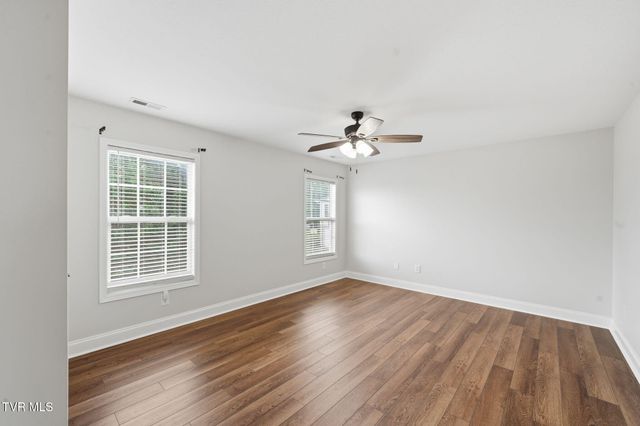 116 Mary Anne Keys Lane, Johnson City, TN 37601