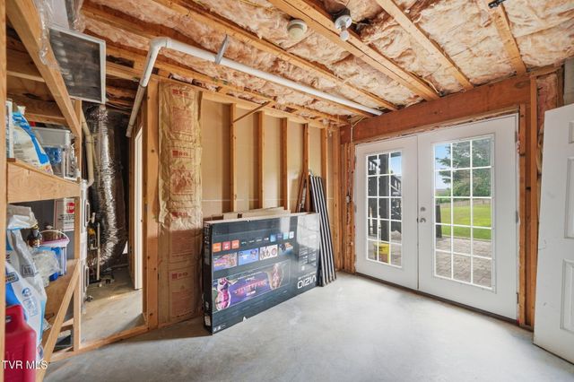 116 Mary Anne Keys Lane, Johnson City, TN 37601