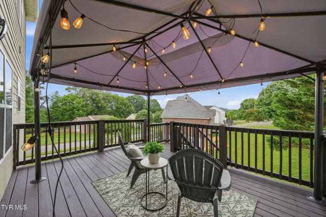 116 Mary Anne Keys Lane, Johnson City, TN 37601