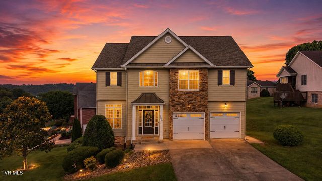 116 Mary Anne Keys Lane, Johnson City, TN 37601