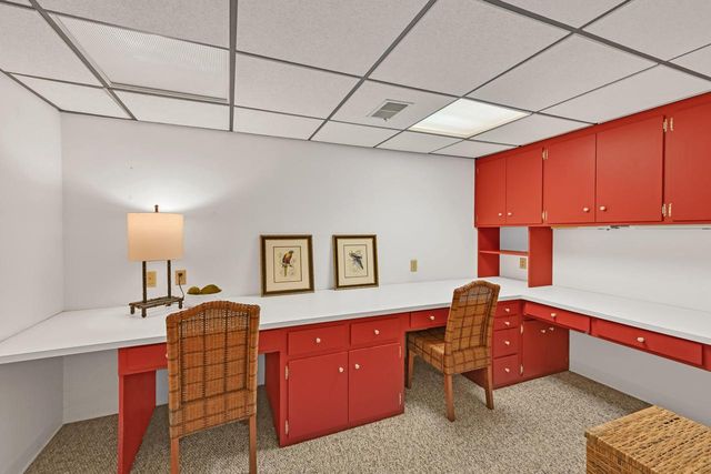 2305 W County Line ROAD, Milwaukee, WI 53217