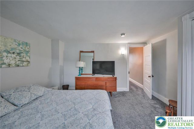 233 South Street, Allentown City, PA 18109