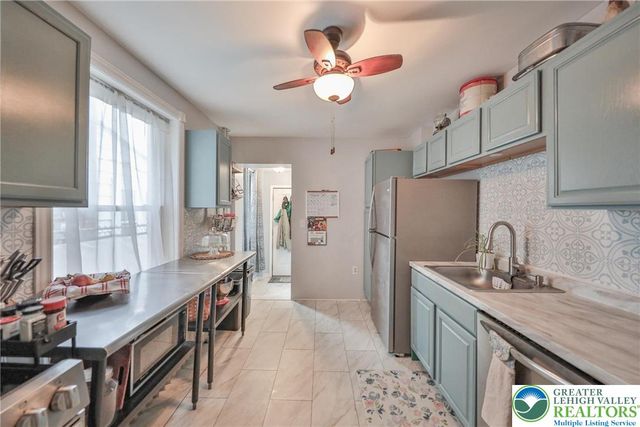 233 South Street, Allentown City, PA 18109