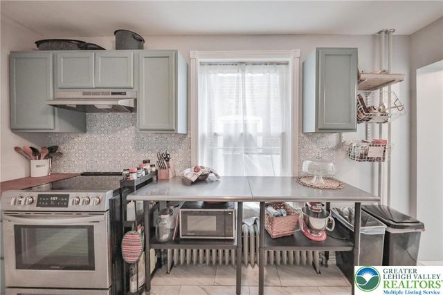 233 South Street, Allentown City, PA 18109