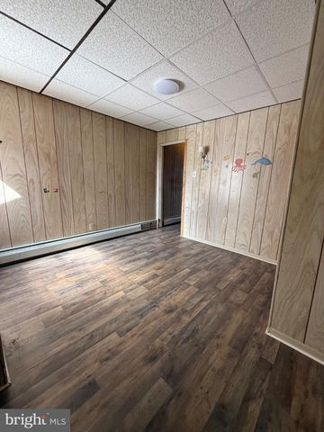 316 S MAPLE ST, Mt Carmel, PA 17851