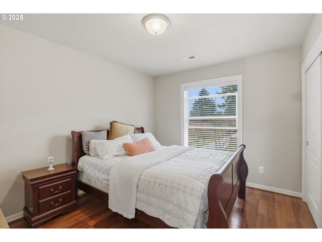 3718 Se 127TH Pl, Portland, OR 97236