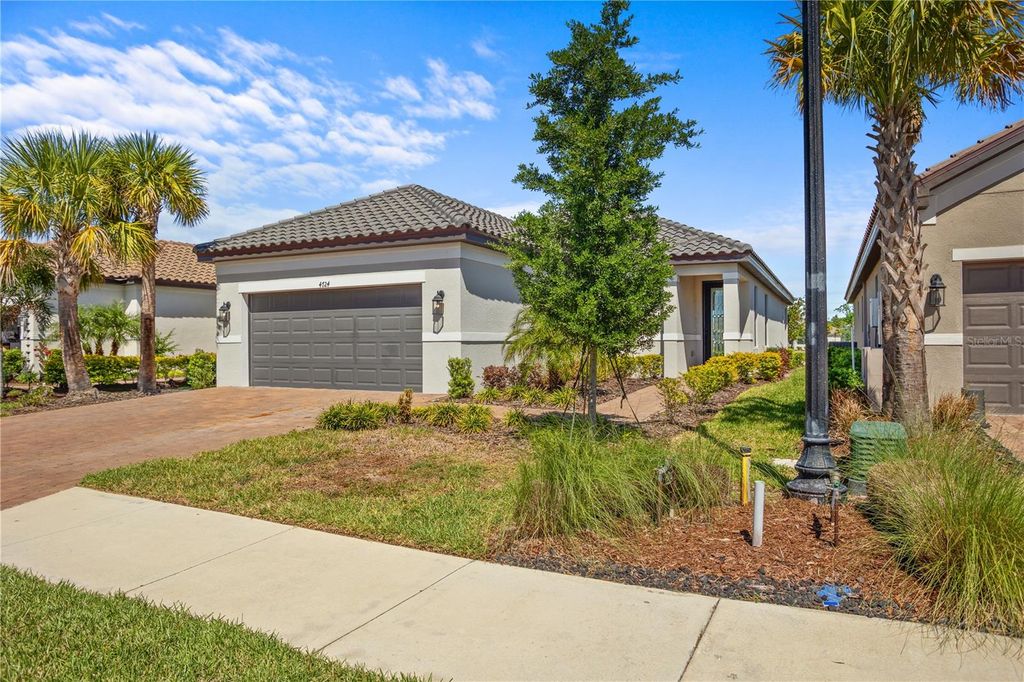 4724 CRESTPOINT WAY, Palmetto, FL 34221