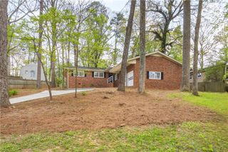 86 Pioneer Trail, Marietta, GA 30068