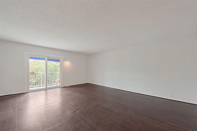 2601 Bellefontaine Street B309, Houston, TX 77025