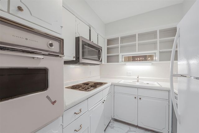 2601 Bellefontaine Street B309, Houston, TX 77025