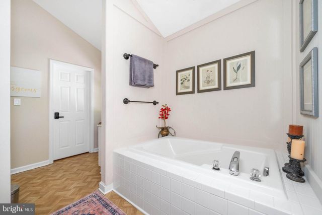 22 STONEBRIDGE DR, Hockessin, DE 19707