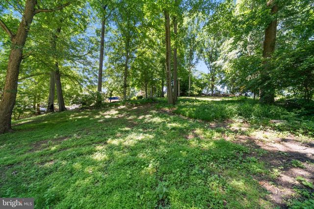 22 STONEBRIDGE DR, Hockessin, DE 19707
