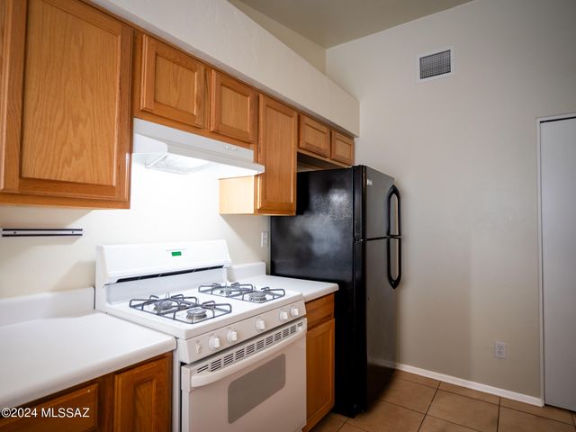 3640 N Mountain Ave Apt 5, Tucson, AZ 85719